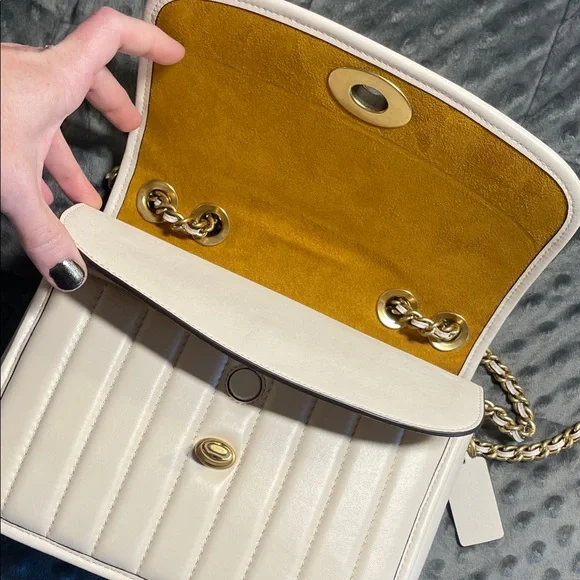 Coach Madison Cream Quilted leather Bag purse LIKE NEW w/dust bag $495 retail - Picture 8 of 16